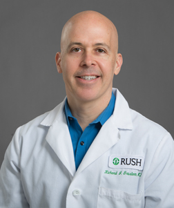 Dr. Richard Grostern's professional headshot